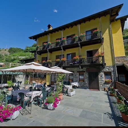 Hotel Veneriaz Nus Kültér fotó