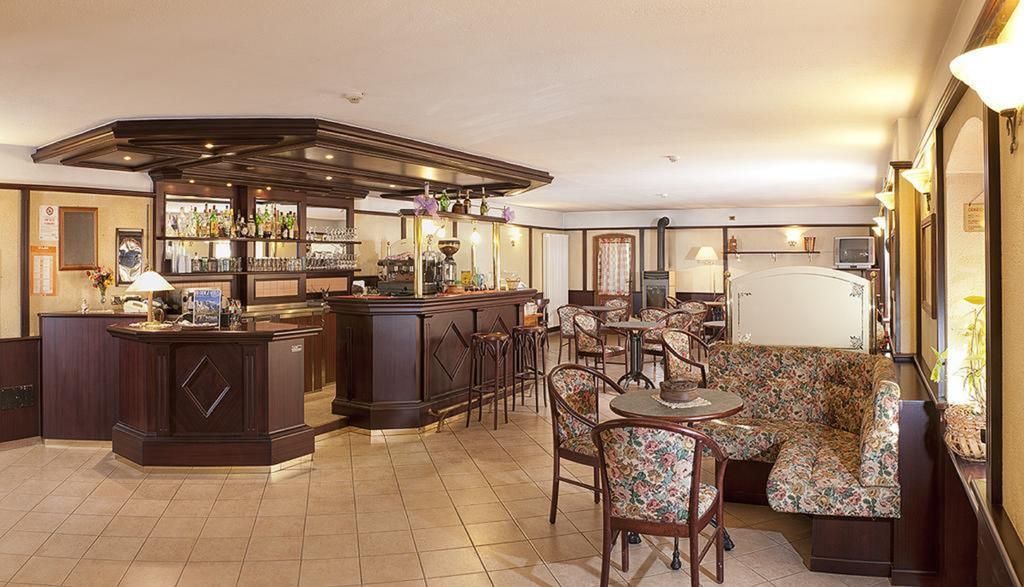 Hotel Veneriaz Nus Kültér fotó