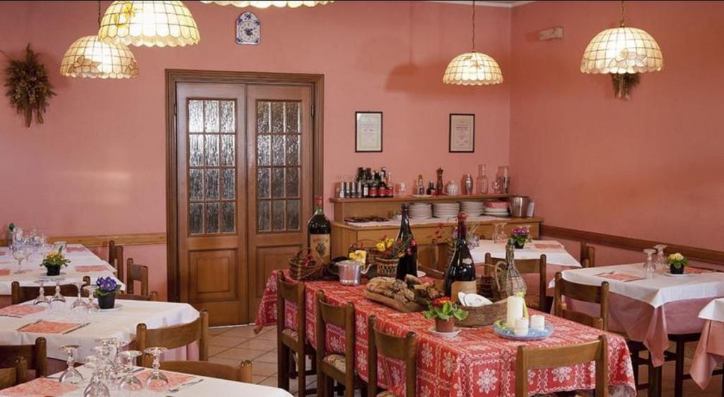 Hotel Veneriaz Nus Kültér fotó