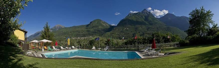 Hotel Veneriaz Nus Kültér fotó